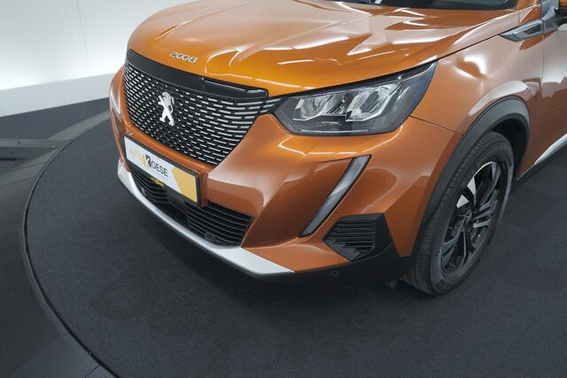 Peugeot 2008 PureTech 130 Allure Pack | Trekhaak | Adaptieve Cruise Control | Camera | Stoelverwarming