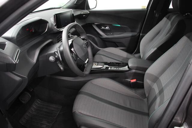 Peugeot 2008 1.2 PureTech 130pk Automaat Allure Navigatie Climate Control Lichtmetalen Velgen Parkeersensoren Cruise Control