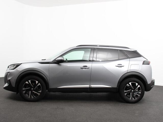 Peugeot 2008 1.2 PureTech Allure Navigatie Cruise control Lichtmetalen velgen Climate control Parkeersensor achter Apple Carplay/ Android auto Camera
