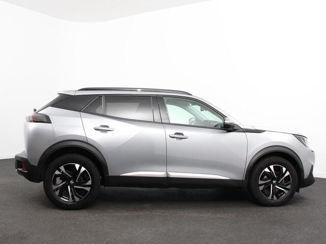 Peugeot 2008 1.2 PureTech Allure Navigatie Cruise control Lichtmetalen velgen Climate control Parkeersensor achter Apple Carplay/ Android auto Camera