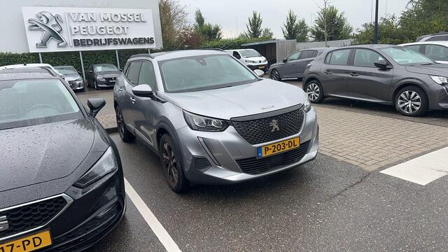 Peugeot 2008 1.2 PureTech Allure Pack