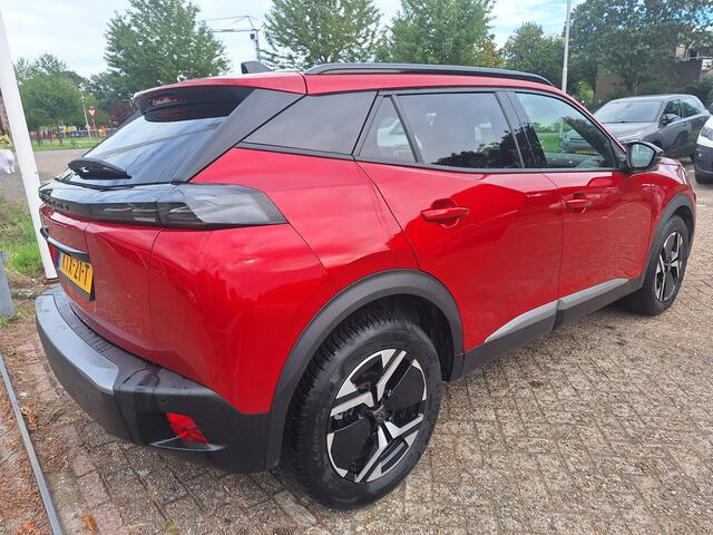 Peugeot 2008 1.2 PureTech 100 Allure STOELVERW./NAVI/CAMERA