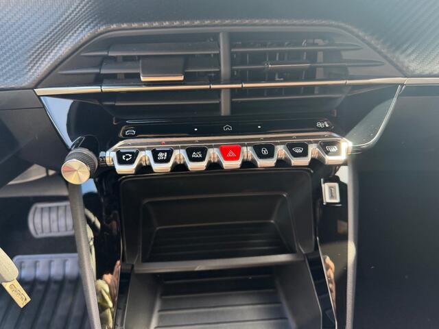 Peugeot 2008 1.2PT HYBRIDE AUTOMAAT STYLE CARPLAY AIRCO PDC