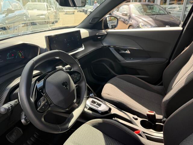 Peugeot 2008 1.2PT HYBRIDE AUTOMAAT STYLE CARPLAY AIRCO PDC