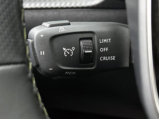 Peugeot 2008 1.2 Hybrid 136 GT
