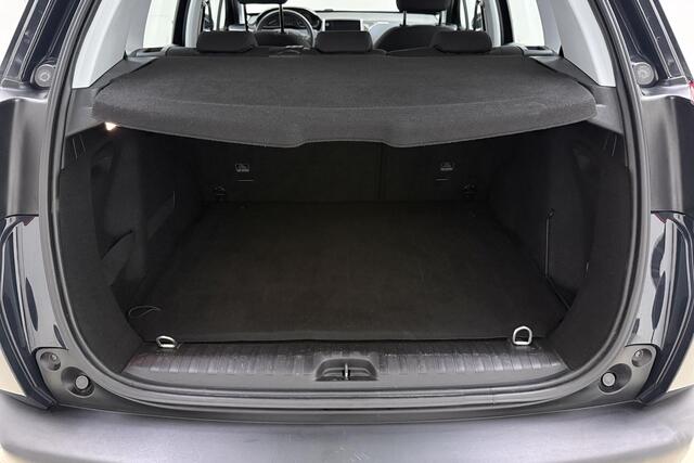 Peugeot 2008 1.2 PureTech Blue Lion | Trekhaak | Airco | Cruise control | Apple Carplay/Android Auto | DAB | Navigatie