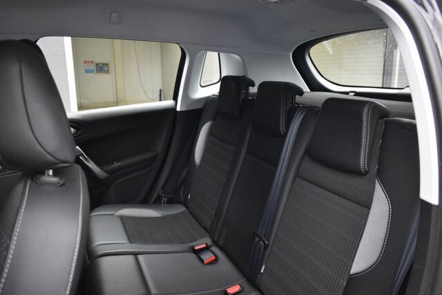 Peugeot 2008 1.2 PureTech Allure/ nieuwe Motor