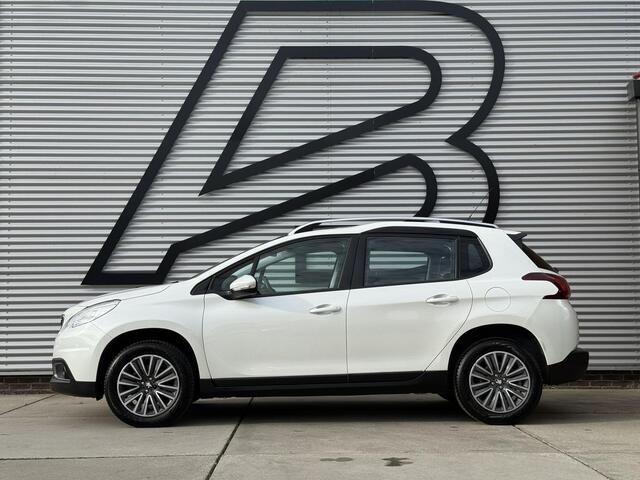 Peugeot 2008 1.2 PureTech Blue Lion 2e Eigenaar|Pano|Navi|Carplay|Trekhaak|Airco|Cruise|PDC|Elek ramen|N.A.P|APK tot 03-2027