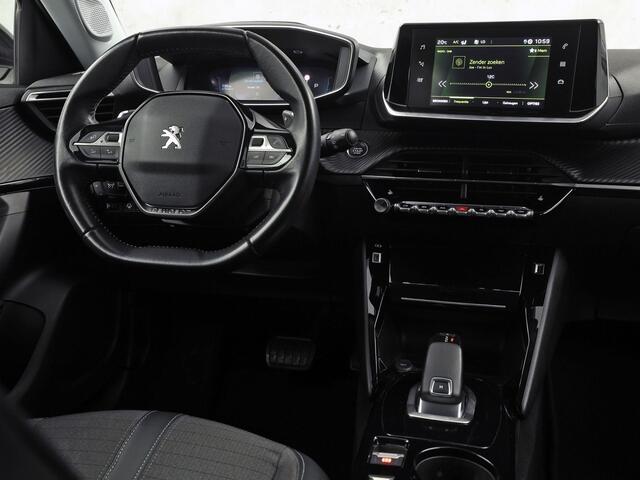 Peugeot 2008 1.2 PureTech Allure Pack Automaat (VIRTUAL COCKPIT, APPLE CARPLAY, GROOT NAVI, 360 CAMERA, STOELVERWARMING, SPORTSTOELEN, LEDER, GETINT GLAS, ADAPTIVE CRUISE, NIEUWSTAAT)