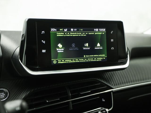 Peugeot 2008 1.2 PureTech Allure Pack Automaat (VIRTUAL COCKPIT, APPLE CARPLAY, GROOT NAVI, 360 CAMERA, STOELVERWARMING, SPORTSTOELEN, LEDER, GETINT GLAS, ADAPTIVE CRUISE, NIEUWSTAAT)