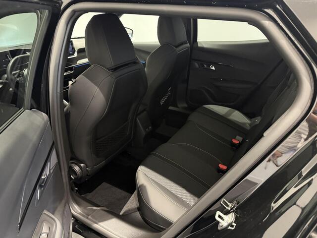 Peugeot 2008 1.2 Hybrid 145 GT | 21% AKTIE ! | APPLE CARPLAY & ANDROID AUTO | CAMERA VOOR + ACHTER | NAVIGATIE |