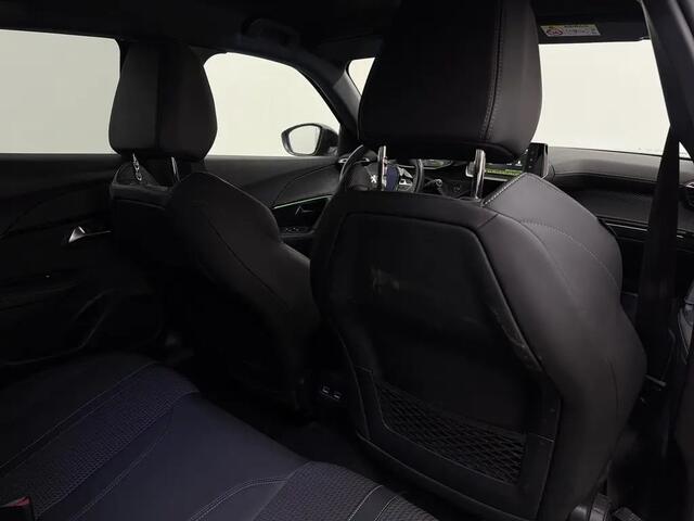 Peugeot 2008 1.2 PureTech GT-Line Gratis Afleverpakket! | Voorstoelen Verwarmd | – foto 7