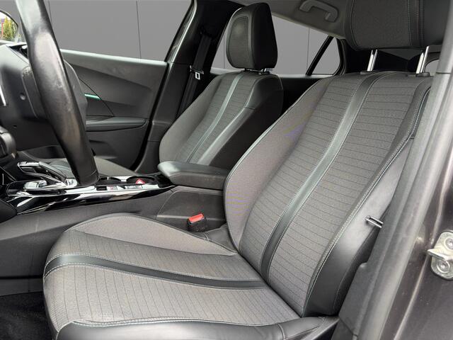 Peugeot 2008 1.2 Allure Pack Automaat | distr. riem is vervangen | Apple/Adroid | Navi – foto 2