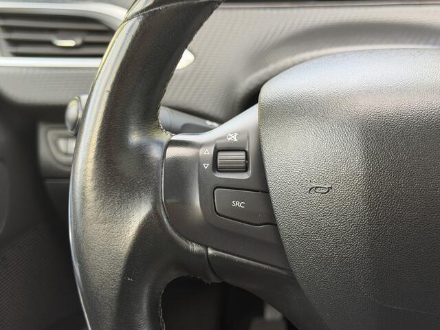 Peugeot 2008 BWJ 2019 | 1.2 111PK Allure | NWE DISTRIBUTIE | TREKHAAK | PANO | NAVI | CAMERA | CLIMA | CRUISE | PDC | – foto 6