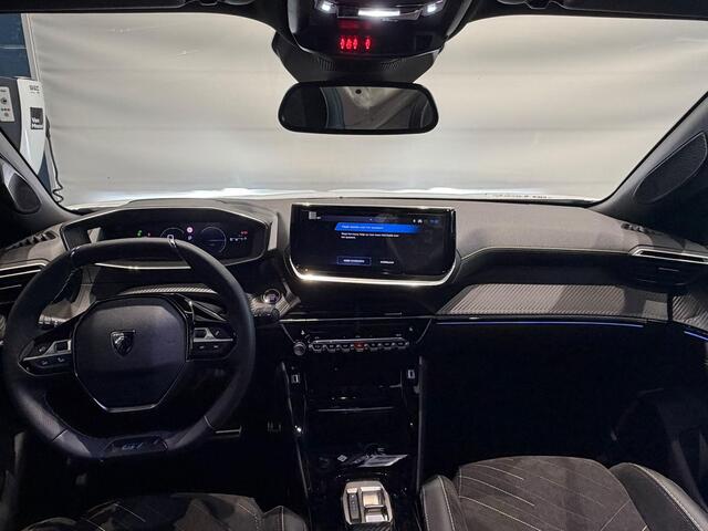 Peugeot 2008 1.2 Hybrid 136 GT – foto 9