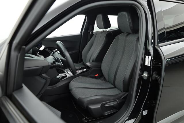 Peugeot 2008 1.2 PureTech 130 Allure | Dig. Cockpit | Trekhaak | Camera | Apple CarPlay & Android Auto | Cruise Control | Navi | 17'' R