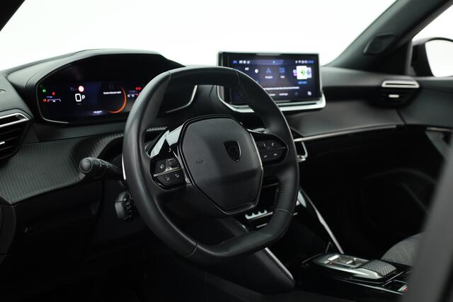 Peugeot 2008 1.2 PureTech 130 Allure | Dig. Cockpit | Trekhaak | Camera | Apple CarPlay & Android Auto | Cruise Control | Navi | 17'' R