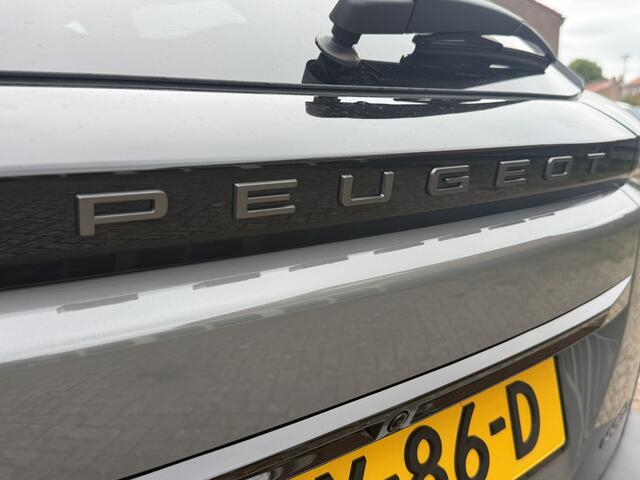 Peugeot 2008 1.2 Hybrid 145 Allure Automaat | Camera | PDC | Adap. Cruise | Selenium Grijs |