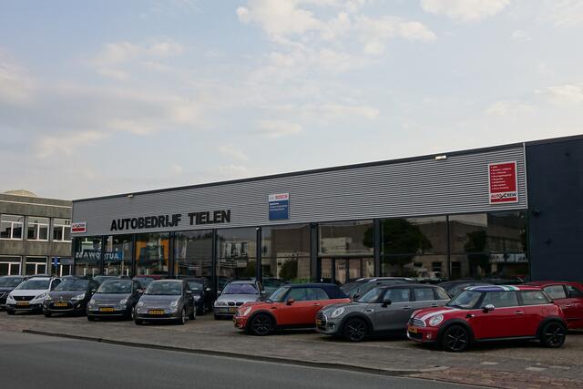 Peugeot 2008 1.2 PureTech GT-line, navigatie, stoelverwarming, keurige auto Distributieriem recent vervangen