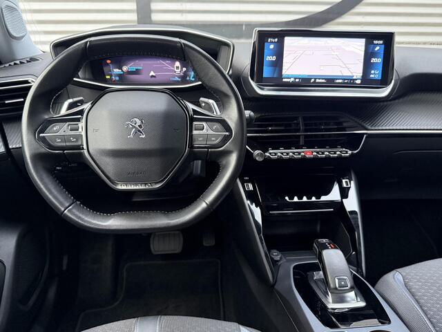 Peugeot 2008 1.2 PureTech Blue Lease Allure 2e Eigenaar|Navi|Camera|D-riem vv in 2025|i-Cockpit|Trekhaak|Cruise|Carplay|Clima|PDC V+A|Elek ramen|Nieuwe APK bij Aflevering