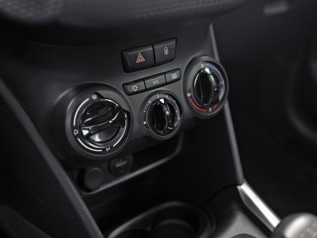 Peugeot 2008 1.2 PureTech Sport (NAVIGATIE, AIRCO, PANORAMADAK, CRUISE, PARKEERSENSOREN, LM VELGEN, NIEUWE APK, NIEUWSTAAT)