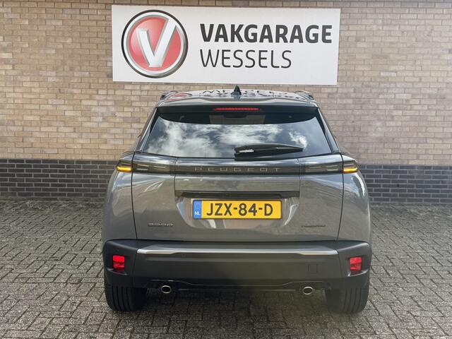 Peugeot 2008 1.2 Hybrid 145 Allure Automaat | PDC | Camera | Blind Spot | Adap. Cruise | Selenium Grey |