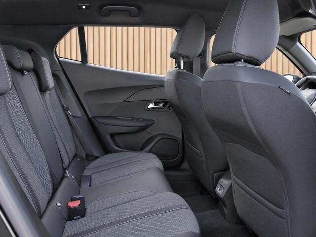 Peugeot 2008 1.2 Hybrid 145 Allure | Navi / Camera / Climate