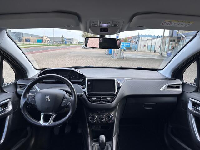 Peugeot 2008 1.2 Puretech Active Goed onderhouden ''Trekhaak - PDC - Infotainment ''