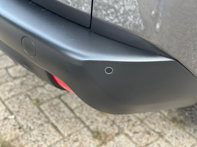Peugeot 2008 1.2 Puretech Active Goed onderhouden ''Trekhaak - PDC - Infotainment ''