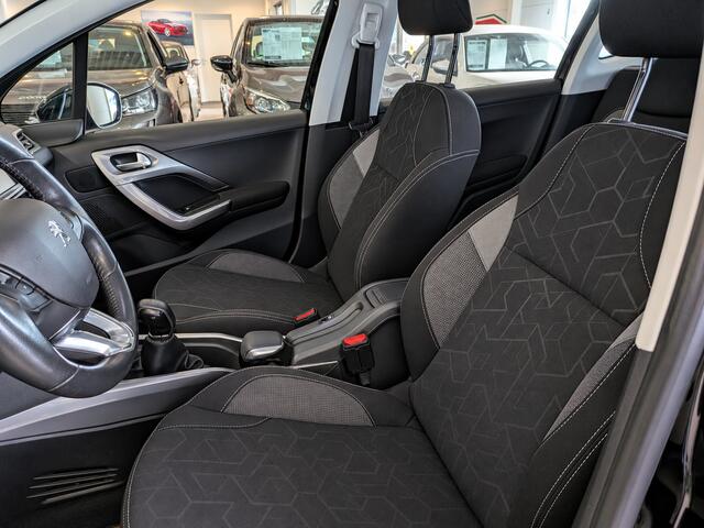 Peugeot 2008 1.2 PureTech Blue Lion Panoramadak, Airco, Cruise Control, Stuurbekrachtiging