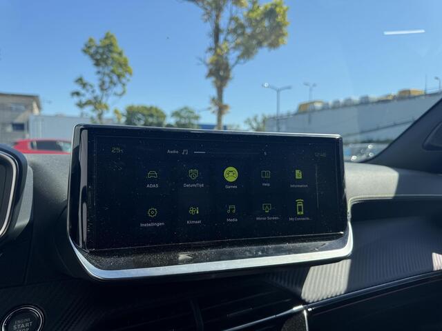 Peugeot 2008 1.2 Hybrid 145 GT Automaat | Camera | Adaptieve Cruise Control | Navigatie | Apple Carplay/Android Auto l Bel voor actuele KM-Stand