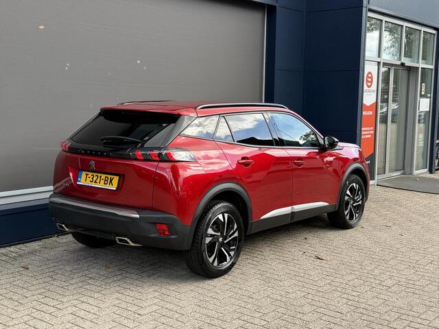 Peugeot 2008 1.2 Turbo Allure 130 PK | Navigatie via Telefoon | All Season Banden Stoelverwarming | Camera | LED Verlichting | Cruise Control | Climate Control | Half Lederen Bekleding