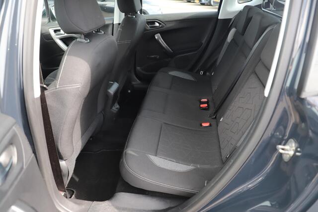 Peugeot 2008 1.2 PureTech Active Trekhaak Radio Bluetooth Airco Cruise Control LED – foto 8