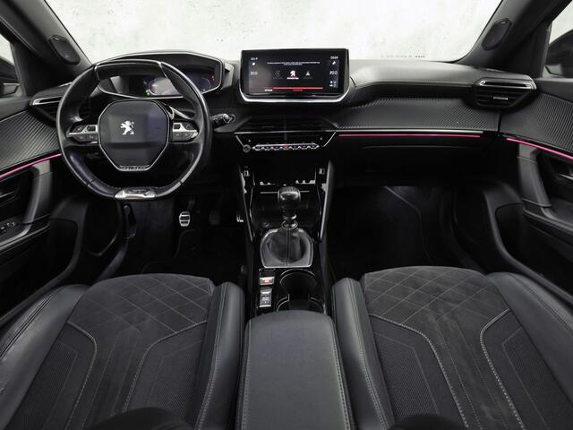 Peugeot 2008 1.2 PureTech GT Pack (VIRTUAL COCKPIT, APPLE CARPLAY, BLACK PACK, GROOT NAVI, 360 CAMERA, SPORTSTOELEN, STOELVERWARMING, TREKHAAK, GETINT GLAS, ADAPTIVE CRUISE, NIEUWSTAAT) – foto 6