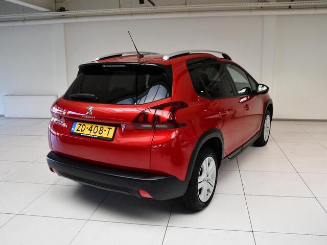 Peugeot 2008 1.2 PureTech Signature | Navigatie | Airco | Parkeersensoren | – foto 3