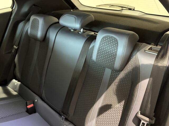Peugeot 2008 Blue Lease Allure - STOELVERWARMING - NAVIGATIE - FULL LED – foto 9