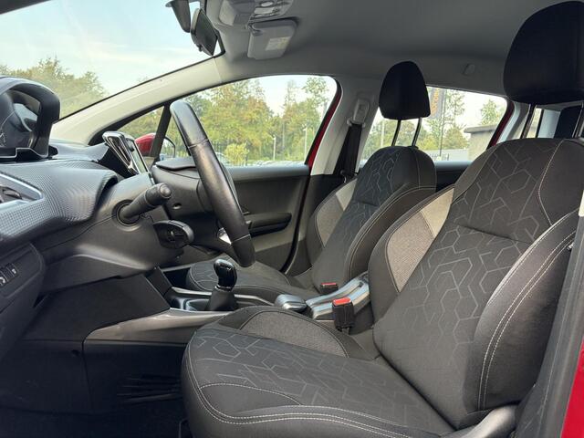 Peugeot 2008 1.2 PureTech Blue Lion ?D-riem vv in 11-2023?1e Eigenaar?Trekhaak?Navi?Carplay?Airco?Cruise?Pdc?Dealer Onderhouden?110pk?Weinig Km?N.A.P?Bj 12-2017?Nieuwe Apk bij Aflevering – foto 9