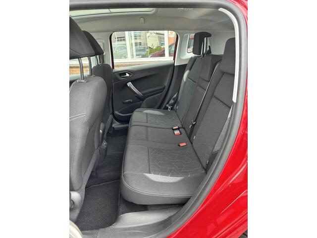 Peugeot 2008 1.2 PureTech Blue Lion – foto 10