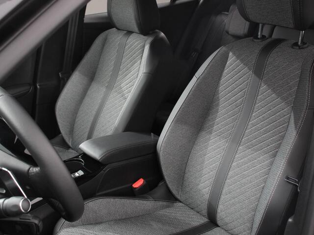 Peugeot 2008 1.2 PureTech 130pk Automaat Allure Navigatie Apple Carplay/Android Auto 360 camera Parkeersensoren Blind Spot Assist Adaptive Cruise Control Stoelverwarming Getinte ramen Climate Control – foto 8