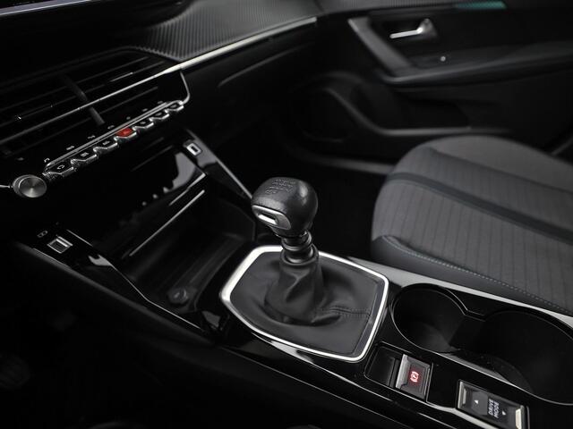 Peugeot 2008 1.2 PureTech Allure Pack 131Pk (VIRTUAL COCKPIT, APPLE CARPLAY, GROOT NAVI, 360 CAMERA, GETINT GLAS, SPORTSTOELEN, LM VELGEN, CRUISE, NIEUWSTAAT) – foto 10
