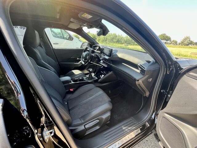 Peugeot 2008 1.2 PureTech GT – foto 9
