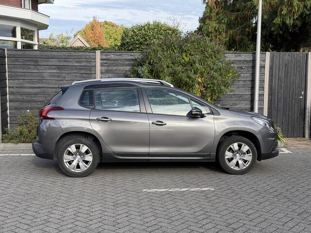 Peugeot 2008 Blue Lion 1.2 PureTech 130PK Navigatie, Parkeersensoren, Trekhaak, Panoramadak, Apple Carplay, Android Auto – foto 6