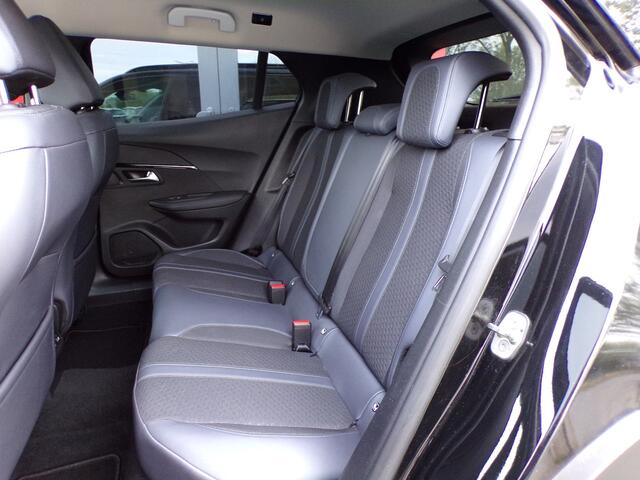 Peugeot 2008 1.2 PureTech Allure Virtual cockpit Carplay/Android Camera NAP! – foto 6