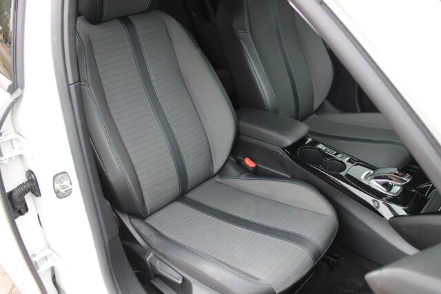 Peugeot 2008 1.2 PureTech 130pk Allure Automaat Airco Navi Camera Carplay Nieuwstaat – foto 9