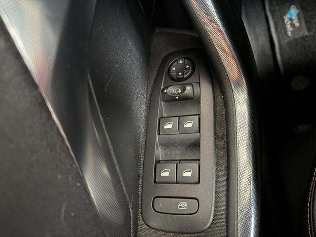 Peugeot 2008 1.2 PureTech GT-line – foto 7
