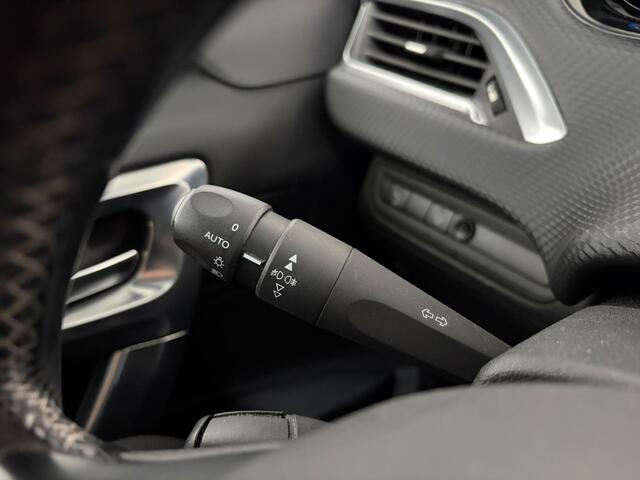 Peugeot 2008 1.2 PureTech GT-line – foto 9