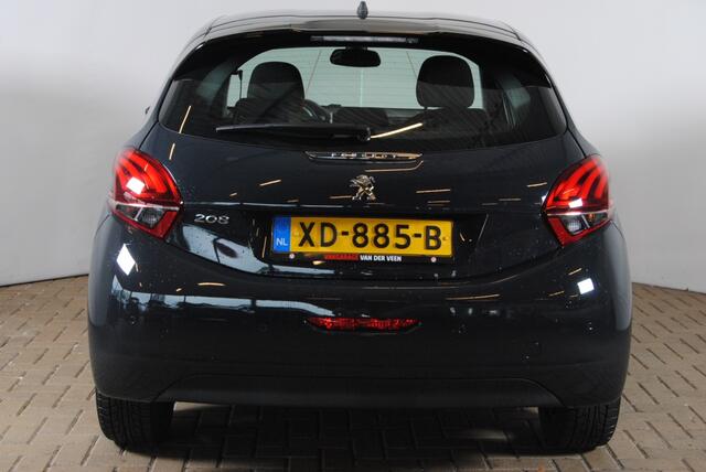 Peugeot 208 1.2 PureT. Signature