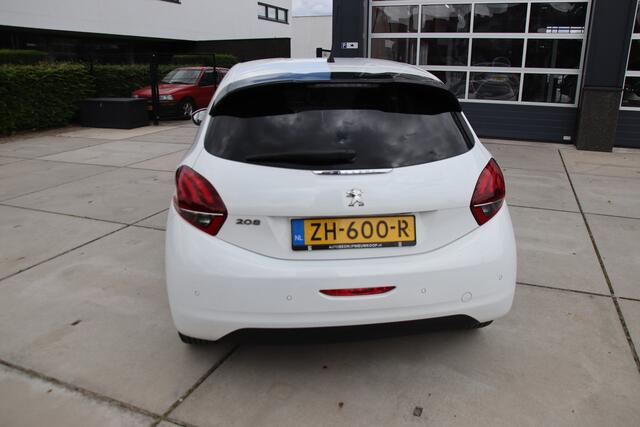 Peugeot 208 1.2 PureTech Signature pack Look&Connect Carplay, AC, 5drs, Cruise, NL auto, BOVAG Top Aanbieding!