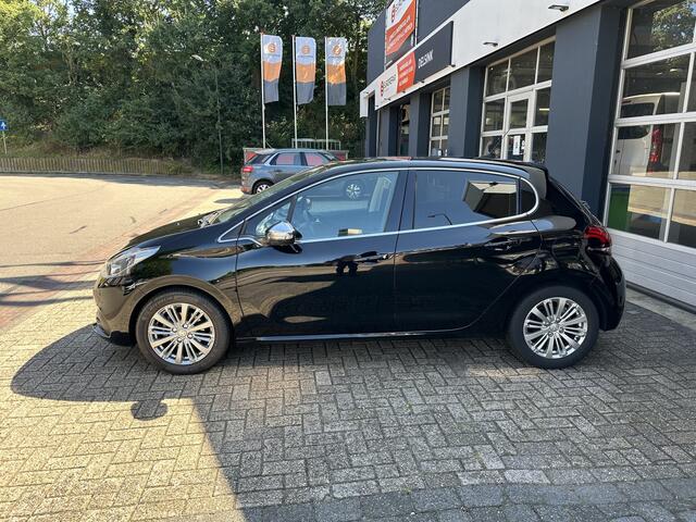 Peugeot 208 1.2 PureTech Allure All-in prijs Clima/Navi/Carplay/Parkeersens
