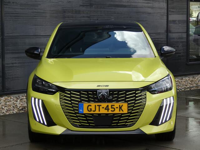 Peugeot 208 Hybrid 100 e-DCS6 GT Automaat | Glazen Panoramadak | Pack Vision | Driving Assist Pack